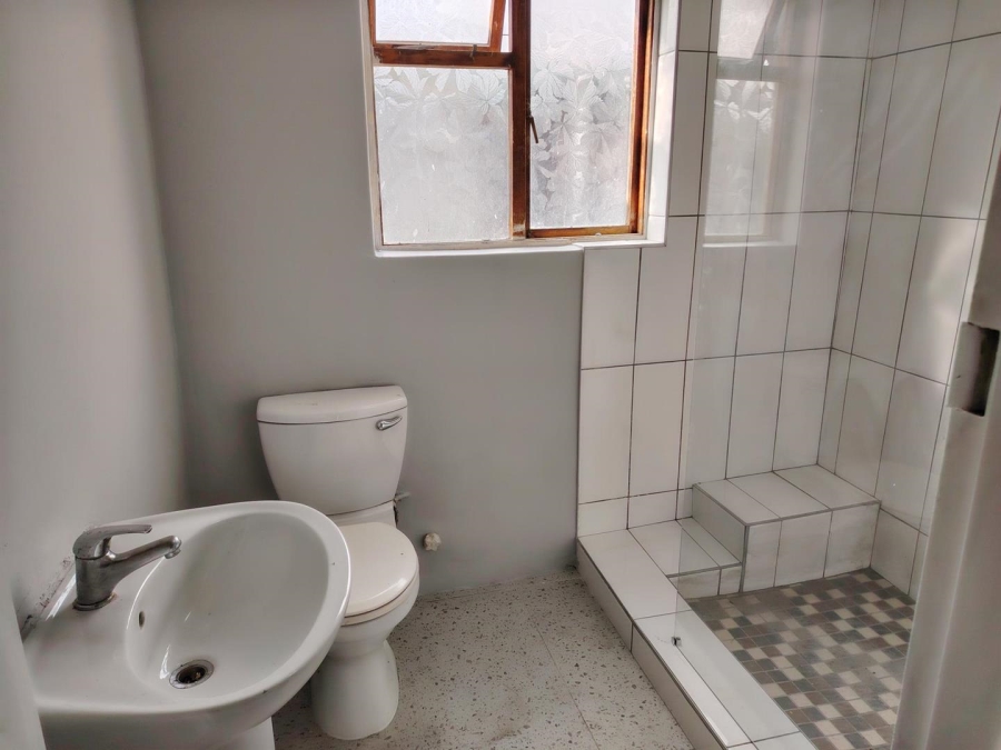 To Let 4 Bedroom Property for Rent in Vasco Estate Western Cape